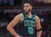 天博体育-关于塔图姆迎来三赛季高光表现，SKT球迷沸腾！的信息